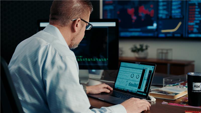 Data Science & Analytics